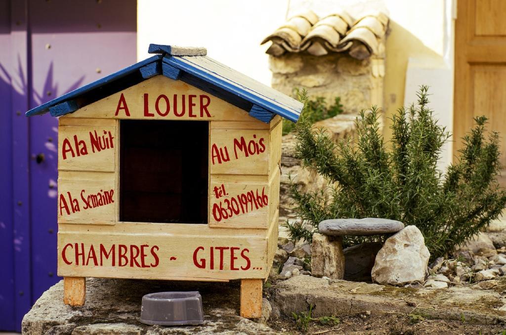 Gite Fa Mille Maison Bleu Robion en Luberon Ruang foto