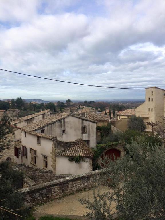 Gite Fa Mille Maison Bleu Robion en Luberon Bagian luar foto