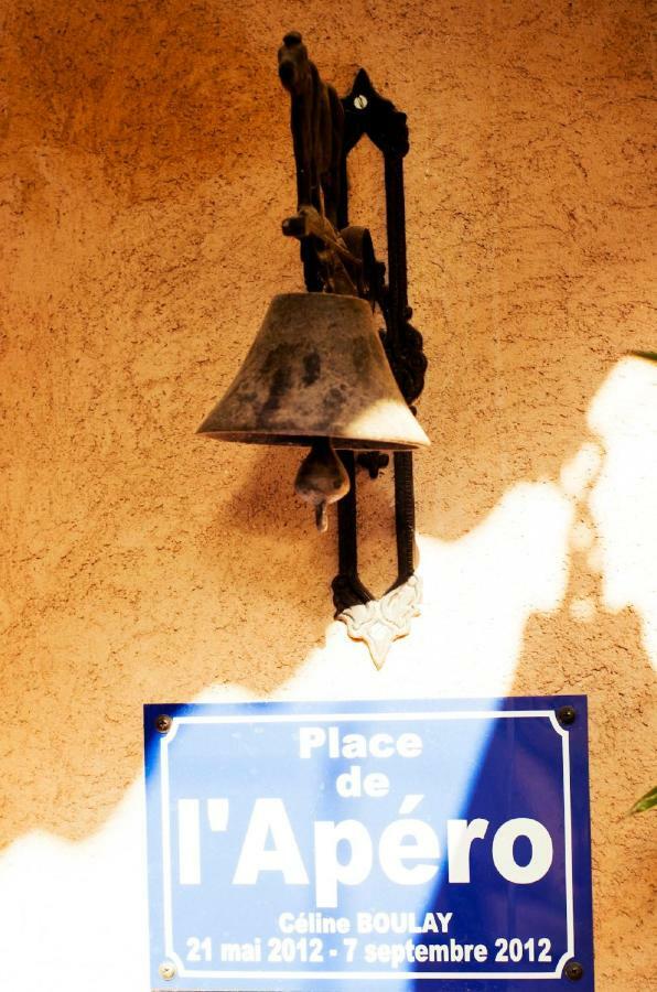 Gite Fa Mille Maison Bleu Robion en Luberon Bagian luar foto